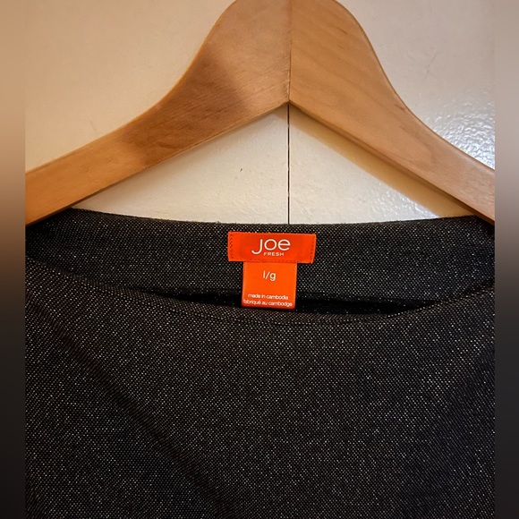 Joe Fresh Boxy Sparkly Black Top Size Large - Picture 4 of 5